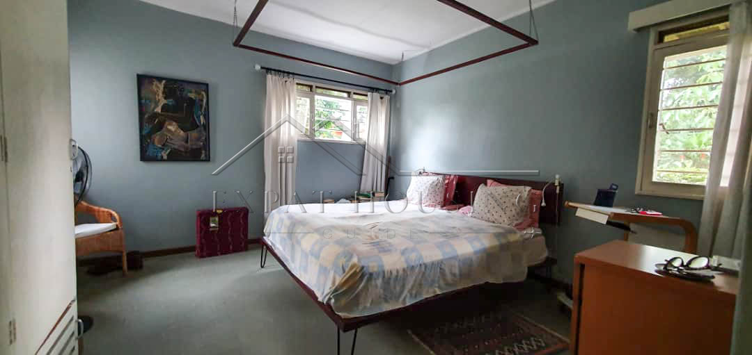 e71ce2c9-f33b-45ef-b72f-1c1923865b10