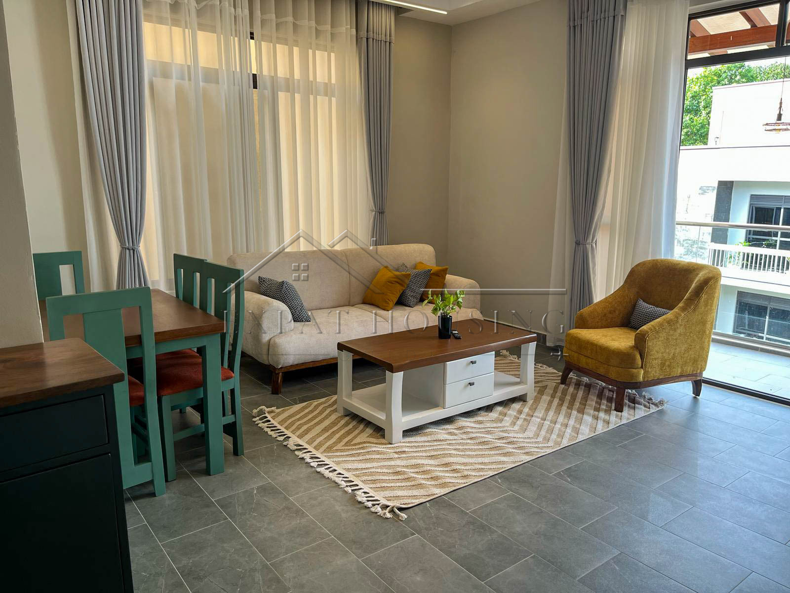 e4f413ff-18bb-4c6c-815e-3572f665c2ac