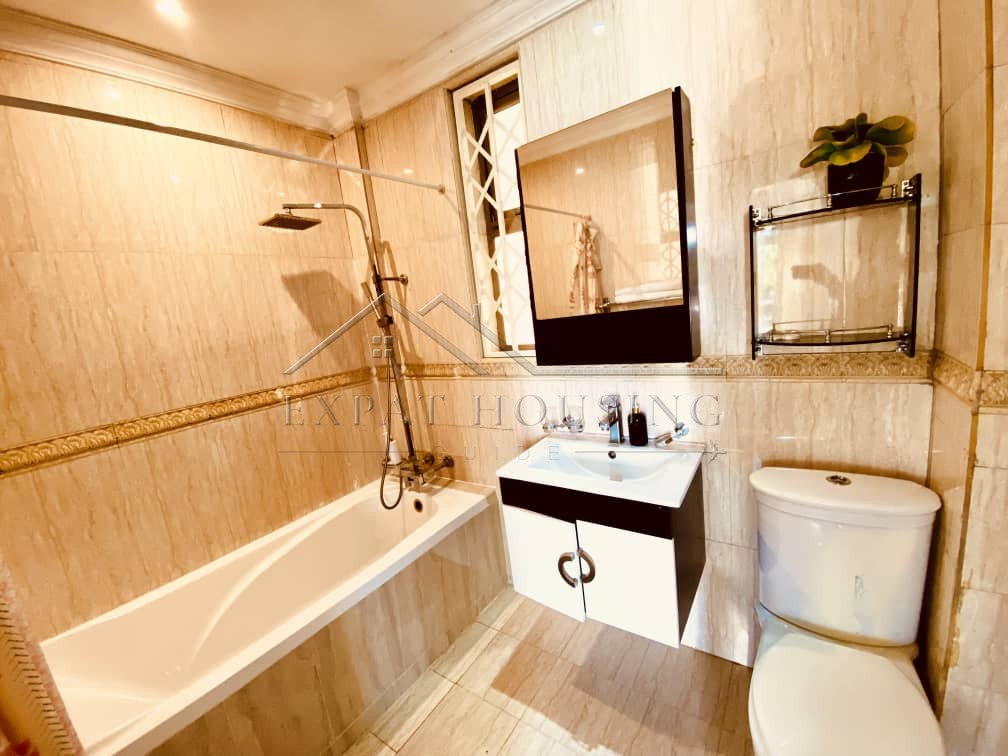 4aa6b923-0e34-4afa-a1f5-3c3220c09b2c