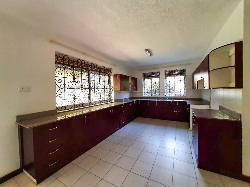 bd772dde-c71d-4270-a7d7-cfb0d2bc8468