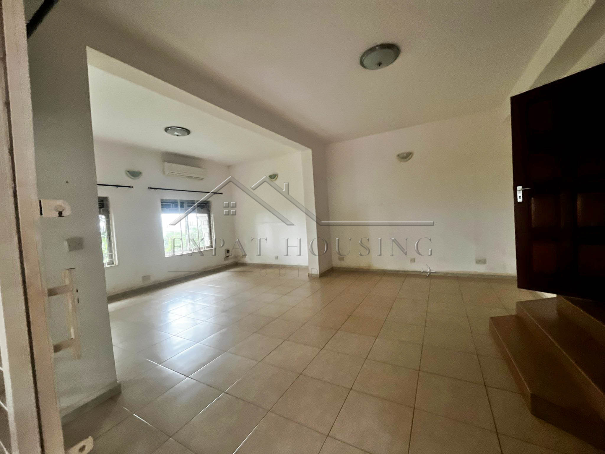 ebe4dd10-1a5a-4512-bf83-62aa13b94f32