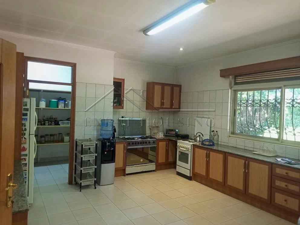 f1df0cab-6e30-4583-b903-5b34dde86fc5