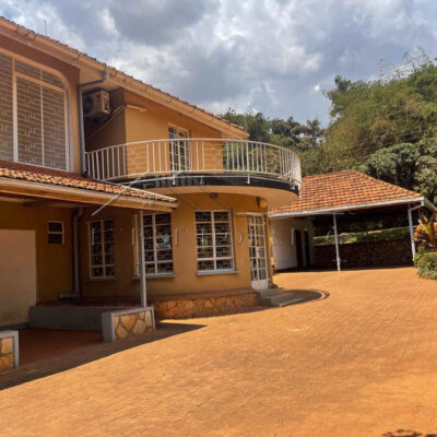 1c3c2af2-a623-44a9-a9d8-990e771f342a