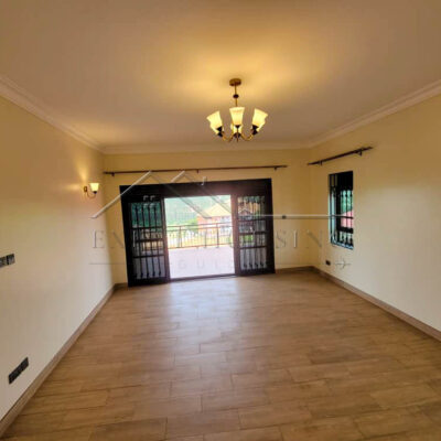 2e1185a1-71bd-469a-b429-35cc85958985