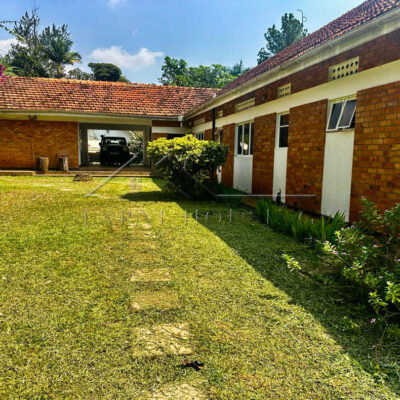 2e9959bd-157d-41f8-8884-53952e08bbde