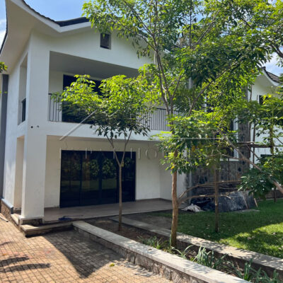 31c308f8-c966-42a9-be66-fc6825215bbf