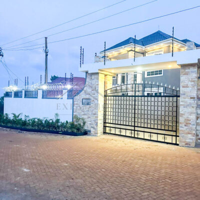 4d70995b-a522-41c9-bc21-575cd68f7bfb