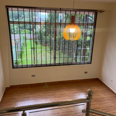 4dd701c7-f3cf-4be0-b1bb-7de73a2852ff