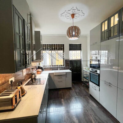 64e4d069-30fb-4ccb-876c-c128befbd9d3