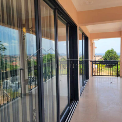 69d5340c-b569-4af7-b060-ea2e22a1bc5d