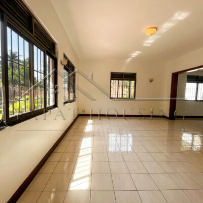 6c98f992-88e0-4b7b-a97e-342e0cff475c