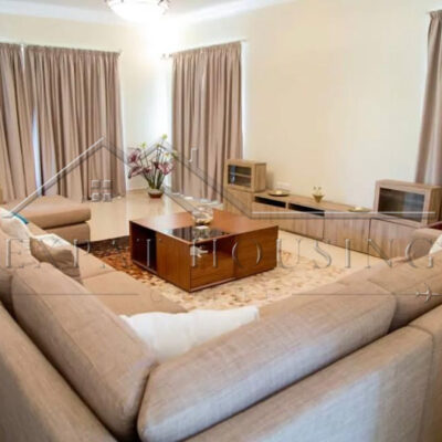 6e0f4a93-9571-4a92-808c-4180f7c951f5