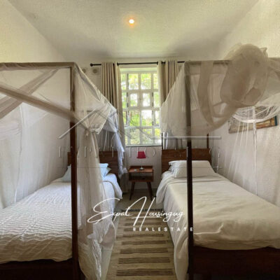 71429ea4-c809-480f-9d28-47ddaab63903