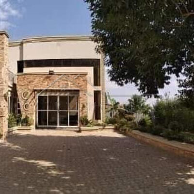 7429f848-87c2-4c3e-8db9-0954282335b1