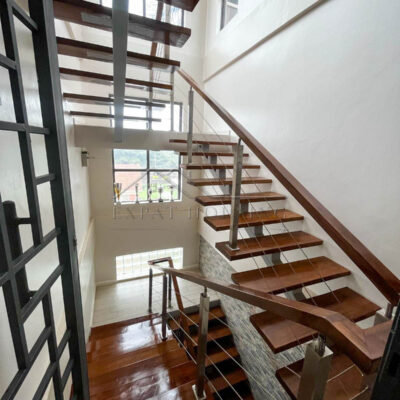 795c5a55-d1a1-4ade-9dd0-ad869e5f538a