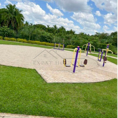 7abd1570-2e98-478c-9ac8-3ec00dae2227