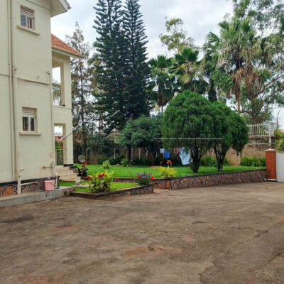 7c5ac713-1db4-474c-8acd-5a409158df34