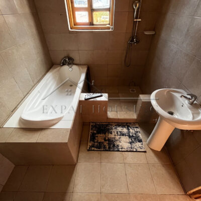 8d09525a-1e8b-46b1-b199-6191f9586718