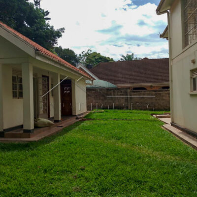 97b0c830-94ac-4df8-b74a-01b376c65524