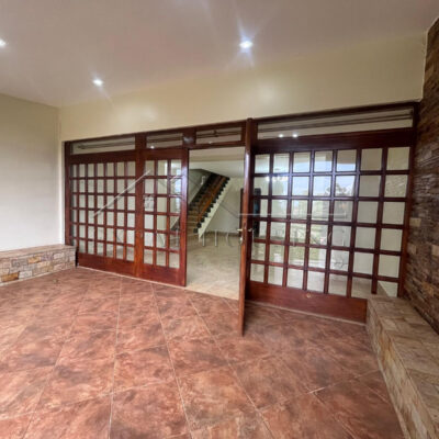 b78fb8f3-7133-429d-8b71-c560d75afbae