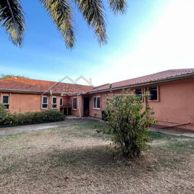 e4ef55d5-53f6-47a7-92db-d488f65704de