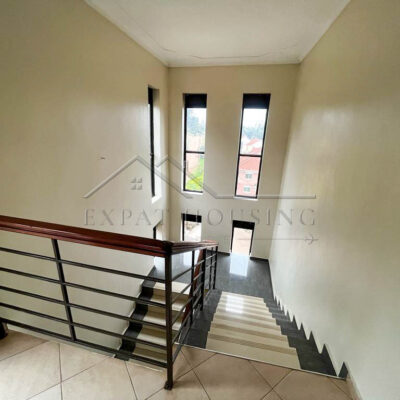 e751d87d-fe2b-448f-8a4d-408214f81bf3