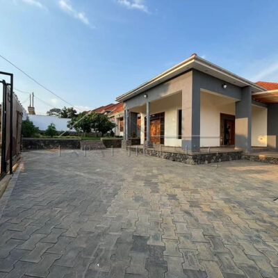 e79bcc66-91cb-4eba-a5b4-7b35a87ad7c8