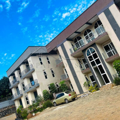 fb3ee832-2658-4b73-80ef-fc0cc1507131